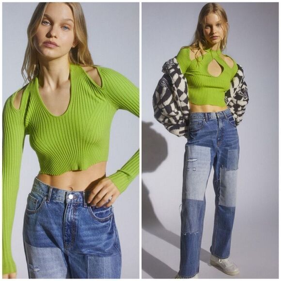 UO Casandra Cut Out Sweater Green 🍋‍🟩 - Picture 2 of 3